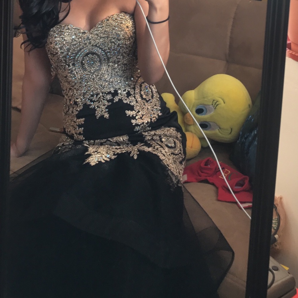 Black prom dress